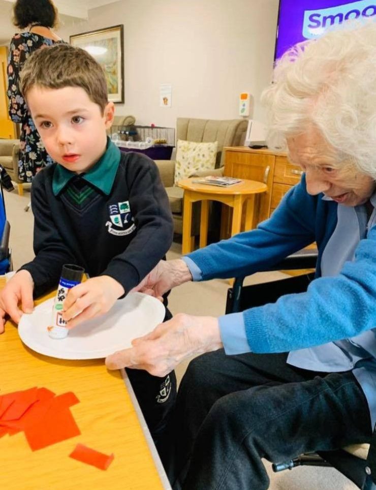 Woodlands Schools Reception Children visit Hutton Village Care Home